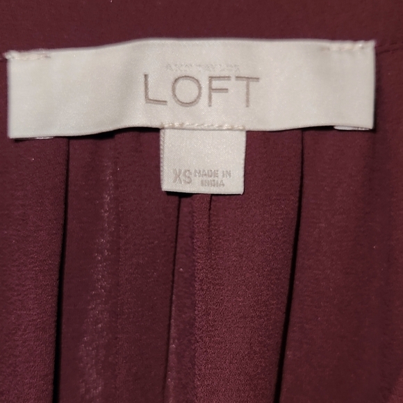Ann Taylor LOFT Red Long Sleeve Blouse - Picture 2 of 4